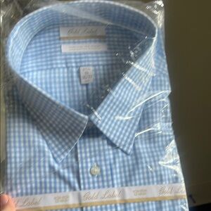 Roundtree & Yorke Blue and White Dress Shirt Gingham Pattern